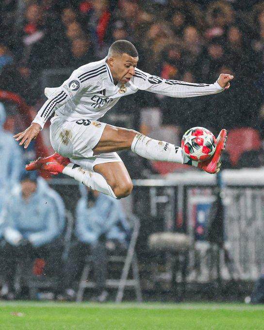 开云网页-姆总欠运楚阿献丑，皇马差1分上岸，又见“皇城决”？