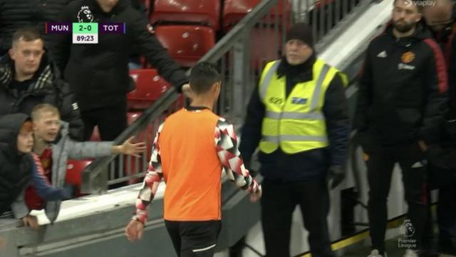 开云官网-提前离场回更衣室，名宿：C罗认为自己比曼联更大