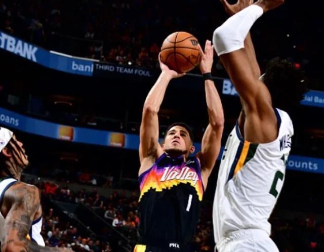 开云下载-无保罗太阳吃到连败 蒙蒂：还在适应 为球队骄傲